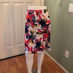 212 Collection Floral Skirt